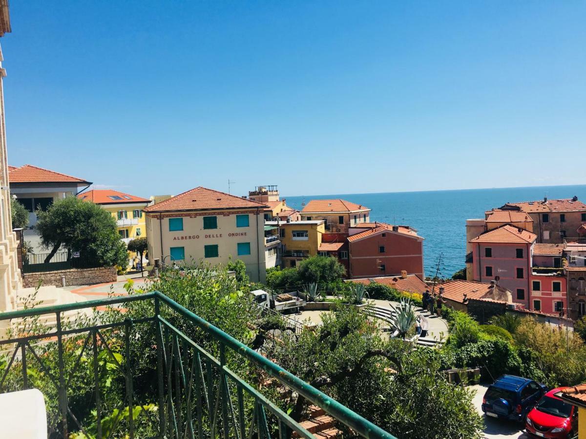 Vento Di Mare Apartment Tellaro Bagian luar foto