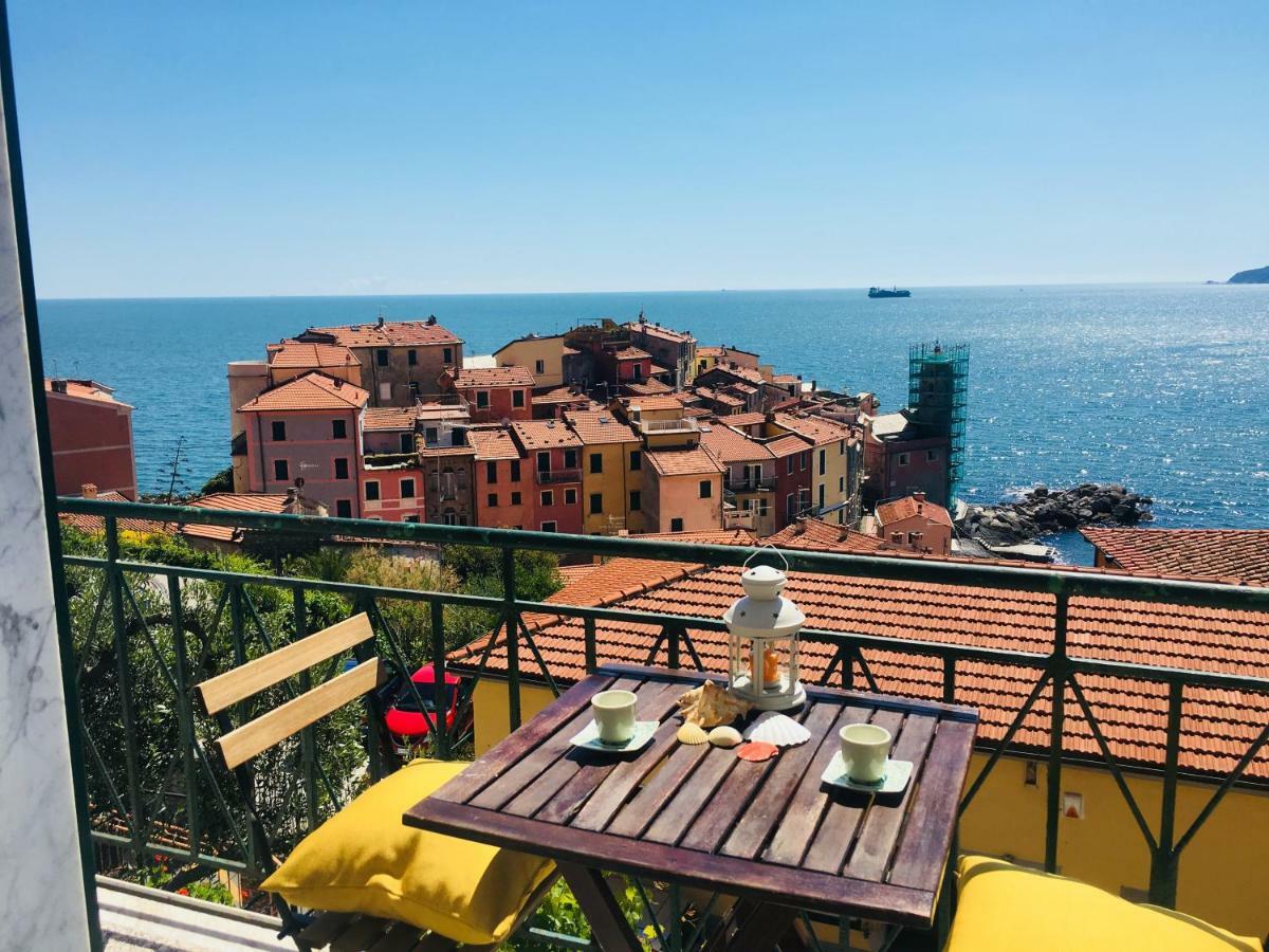 Vento Di Mare Apartment Tellaro Bagian luar foto