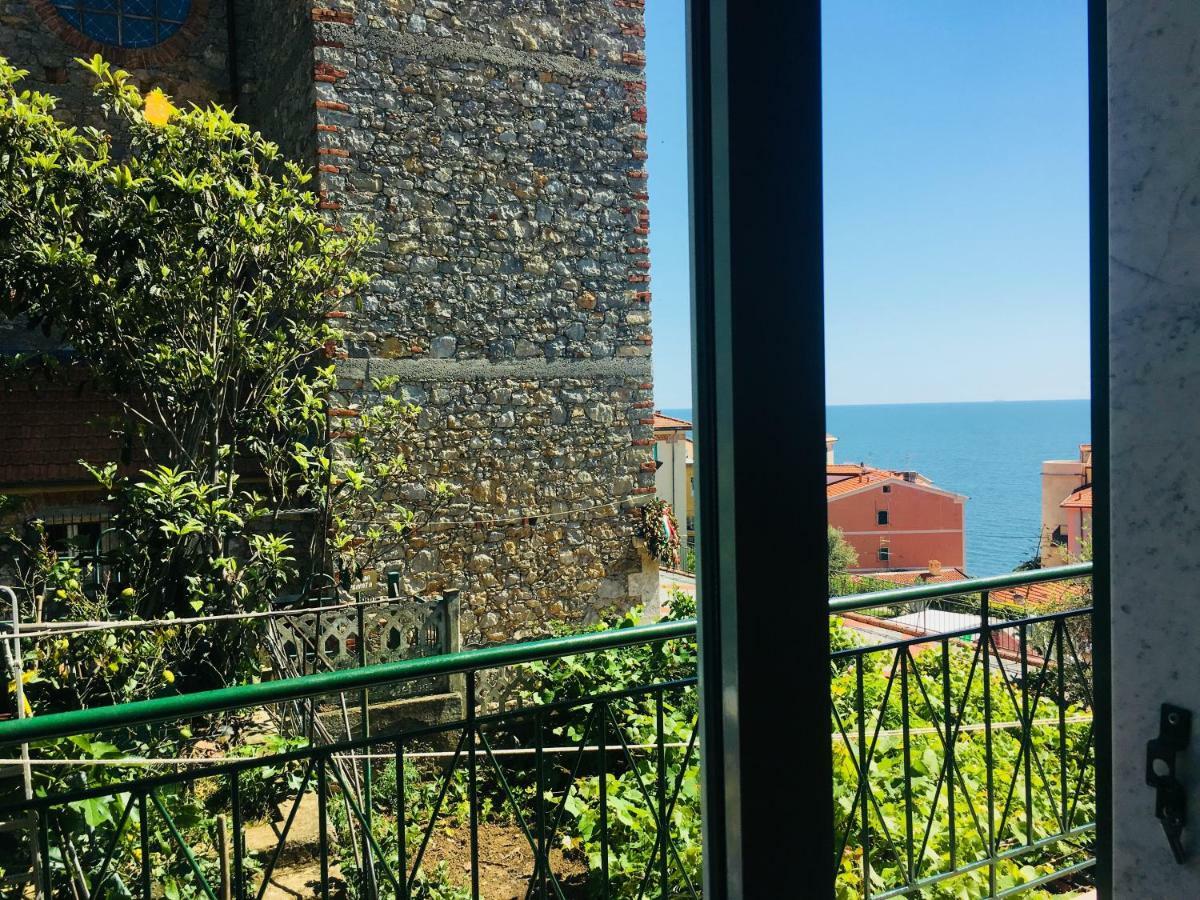 Vento Di Mare Apartment Tellaro Bagian luar foto