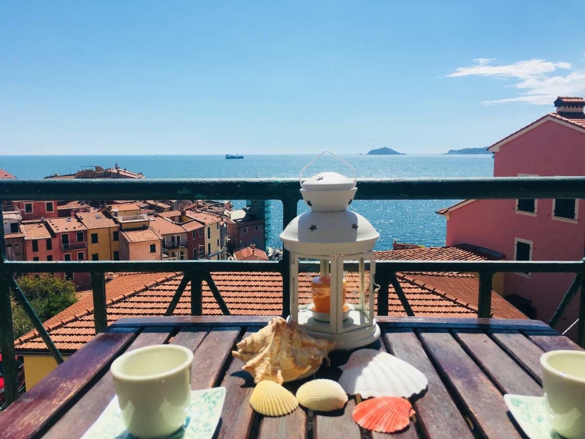 Vento Di Mare Apartment Tellaro Bagian luar foto